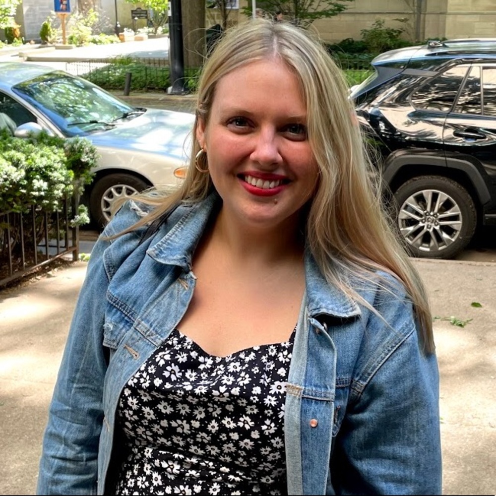 Meet your Posher, Emily